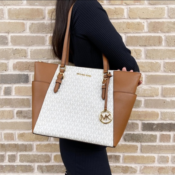 Michael Kors Charlotte Top Zip Tote Vanilla MK Signature Shoulder Bag - Picture 1 of 5
